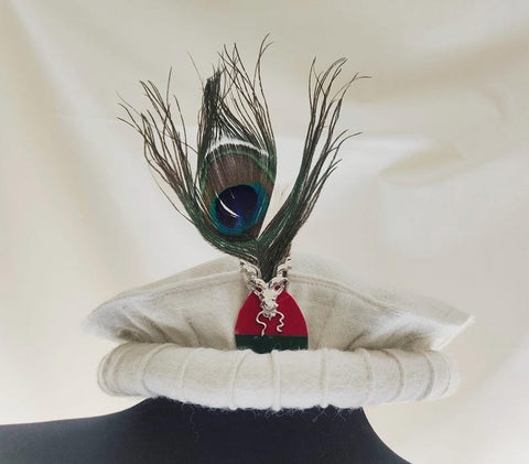 White pakol cap with feather and markhor badge handmade afghani hat Wool kausia hat chitrali topi wool stylish winter hat skull cap unisex
