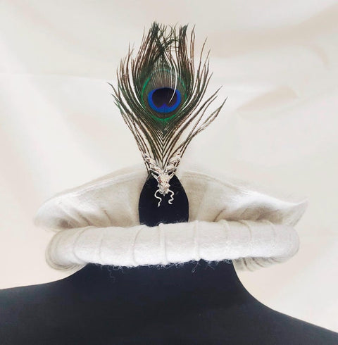 White pakol cap with feather and markhor badge handmade afghani hat Wool kausia hat chitrali topi wool stylish winter hat skull cap unisex