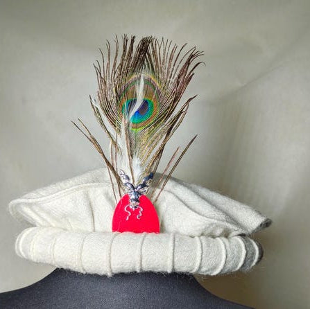 White pakol cap with feather and markhor badge handmade afghani hat Wool kausia hat chitrali topi wool stylish winter hat skull cap unisex